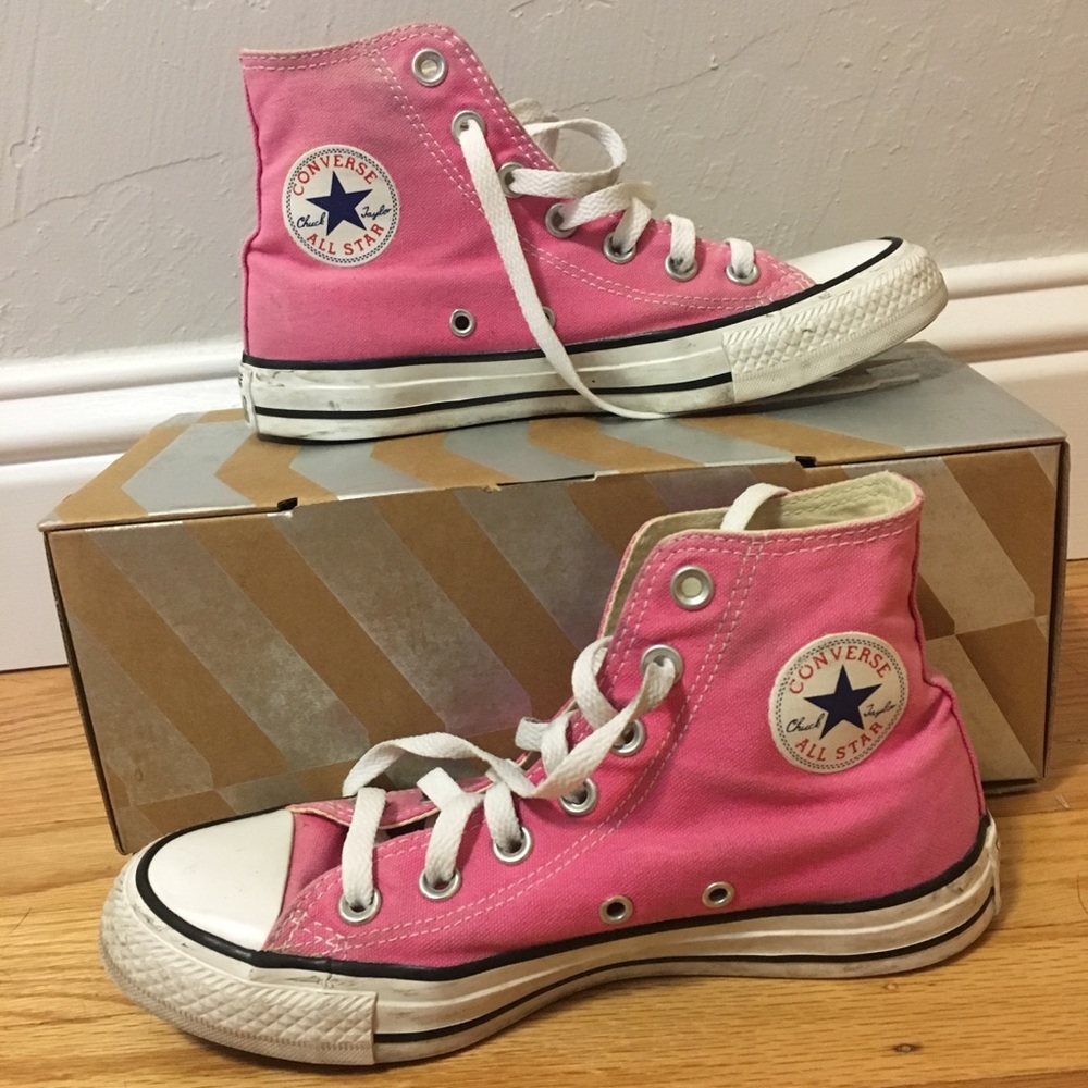 Cute pink high top converse!